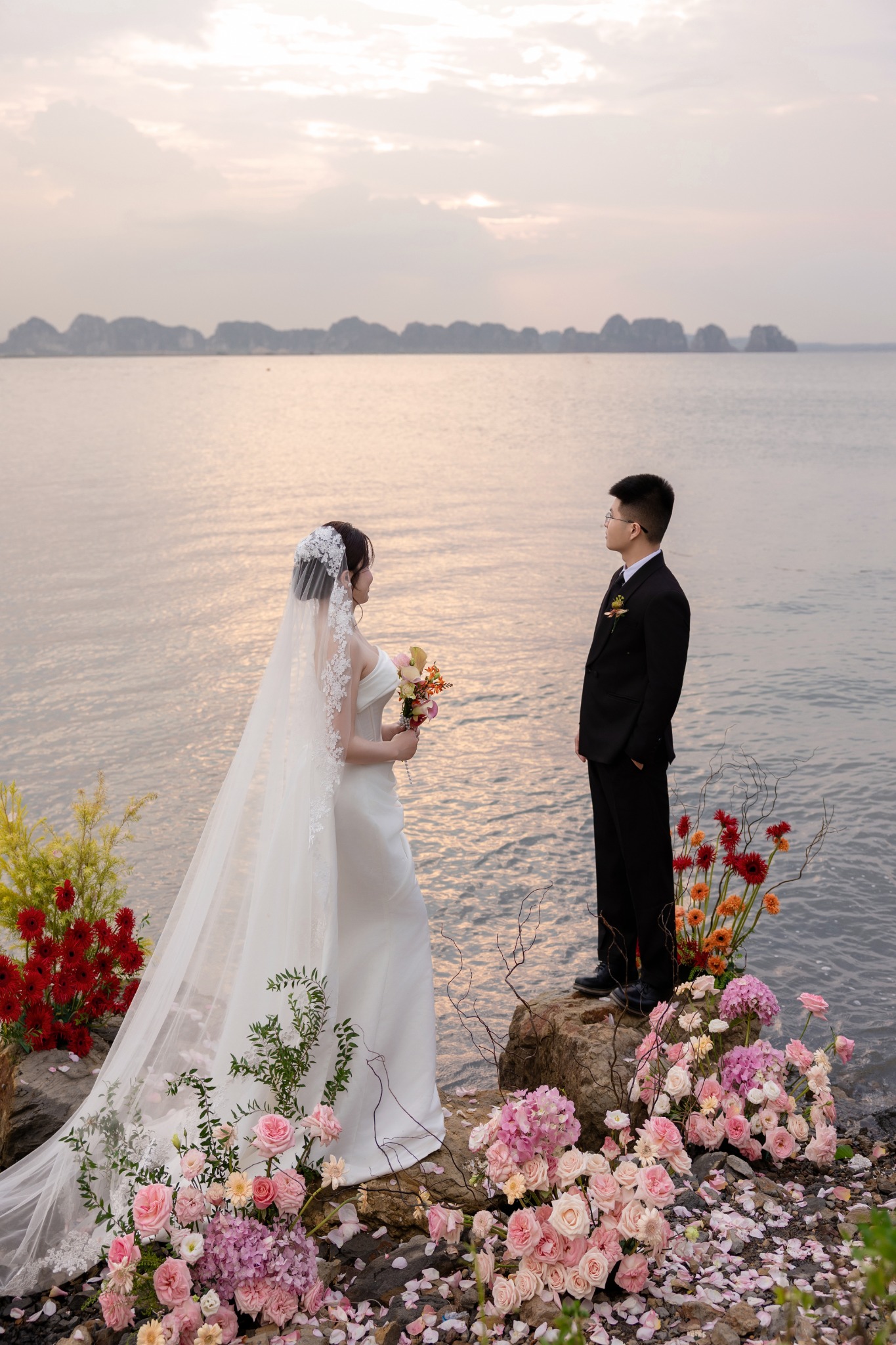 Ảnh cưới của cô dâu và chú rể